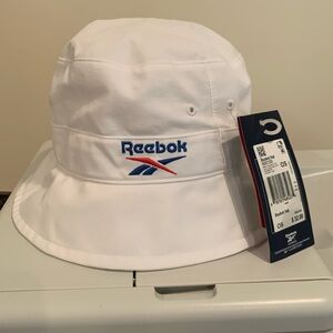 Reebok Bucket hat NWT